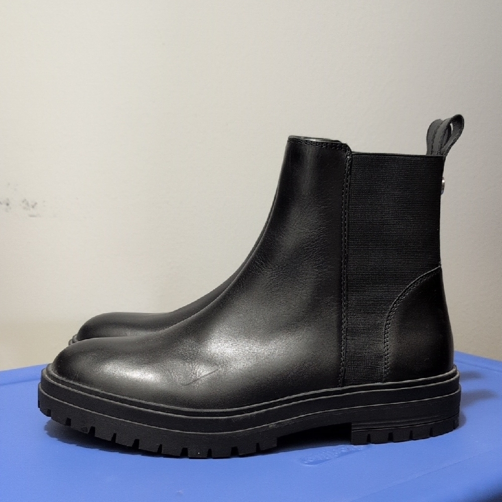 Steve Madden Black Leather Ankle Boots